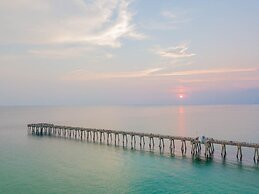 Bid-a-wee Beach Bungalow 3 Bedroom Home by RedAwning