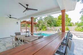 Bid-a-wee Beach Bungalow 3 Bedroom Home by RedAwning