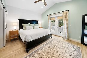 Bid-a-wee Beach Bungalow 3 Bedroom Home by RedAwning