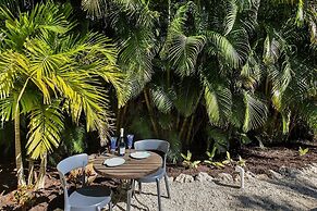 Maritime Memories 3 Bedroom Home by RedAwning