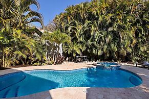 Maritime Memories 3 Bedroom Home by RedAwning