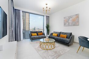 LuxBnB Creek Rise Tower Harbor Views
