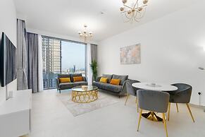 LuxBnB Creek Rise Tower Harbor Views