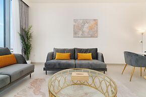 LuxBnB Creek Rise Tower Harbor Views