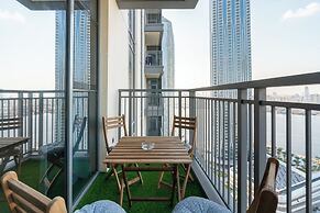 LuxBnB Creek Rise Tower Harbor Views