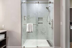 Cambria Hotel Austin Uptown Near The Domain