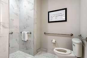 Cambria Hotel Austin Uptown Near The Domain