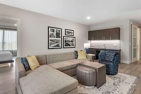 Cambria Hotel Austin Uptown Near The Domain