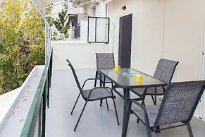 Amazing apt in Likavitos with view