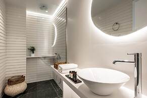 Made By The Sea Villas 8 Bdrm