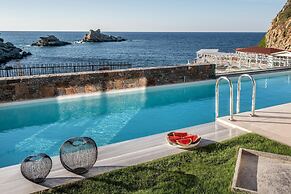 Made By The Sea Villas 8 Bdrm