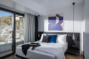 Made By The Sea Villas 17 Bdrm