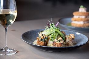 Kenai Princess Wilderness Lodge