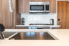 Lovely Oasis near Waterfront & Downtown
