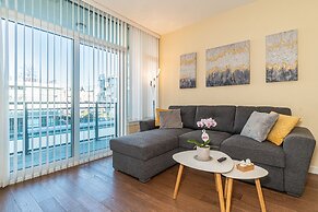 Lovely Oasis near Waterfront & Downtown