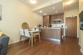 Lovely Oasis near Waterfront & Downtown