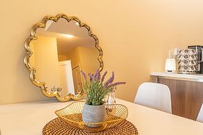 Lovely Oasis near Waterfront & Downtown