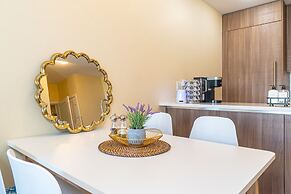 Lovely Oasis near Waterfront & Downtown