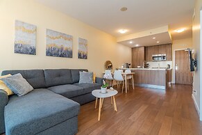 Lovely Oasis near Waterfront & Downtown