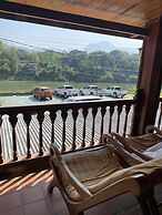 Villa Ouis NamKhan Riverside