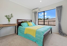 Botany Palms Motel