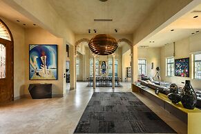 The Pearl of Jaffa Lux Apt by Sea N Rent