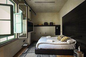 The Pearl of Jaffa Lux Apt by Sea N Rent