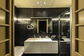 The Pearl of Jaffa Lux Apt by Sea N Rent