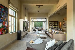 The Pearl of Jaffa Lux Apt by Sea N Rent