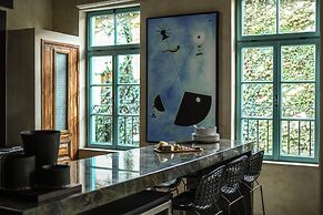 The Pearl of Jaffa Lux Apt by Sea N Rent