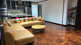 Omni Tower Sukhumvit Nana - Direct