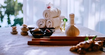 Omni Tower Sukhumvit Nana - Direct