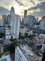 Omni Tower Sukhumvit Nana - Direct