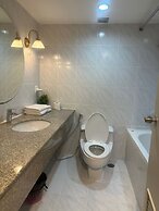 Omni Tower Sukhumvit Nana - Direct