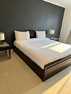 Omni Tower Sukhumvit Nana - Direct