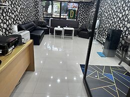 Omni Tower Sukhumvit Nana - Direct