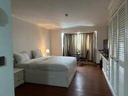 Omni Tower Sukhumvit Nana - Direct