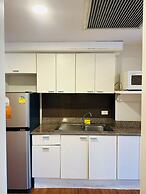 Omni Tower Sukhumvit Nana - Direct