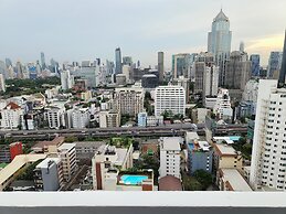Omni Tower Sukhumvit Nana - Direct