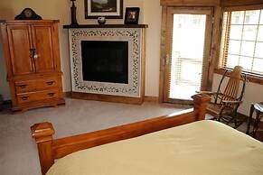 Seven Springs 4 Bedrooms Premium Townhome, Ski In/ski Out, Great for F