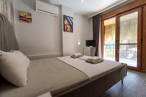 Stone House Foca Butik Otel