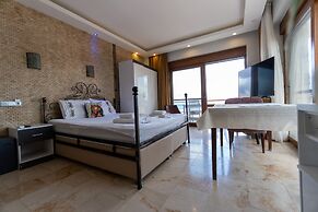 Stone House Foca Butik Otel