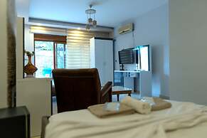 Stone House Foca Butik Otel