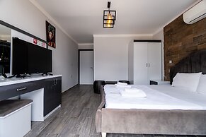 Stone House Foca Butik Otel