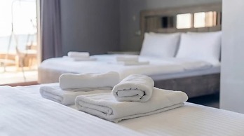 Stone House Foca Butik Otel