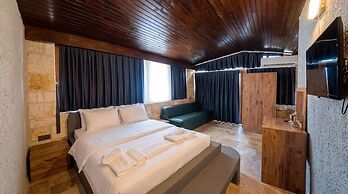 Stone House Foca Butik Otel