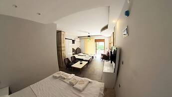 Stone House Foca Butik Otel