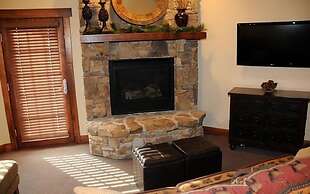 Seven Springs 3 Bedrooms Premium Townhome, Ski In/ski Out 3 Townhouse 