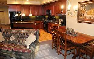 Seven Springs 3 Bedrooms Premium Townhome, Ski In/ski Out 3 Townhouse 