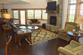 Seven Springs 5 Bedrooms Premium Townhome, Ski In/ski Out 5 Townhouse 